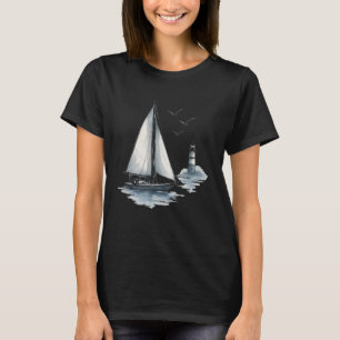 Segelschiff mit Seevögeln und Leuchtturm Segel T-Shirt