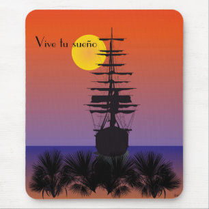 Segelschiff mit Sonnenaufgang Mauspad