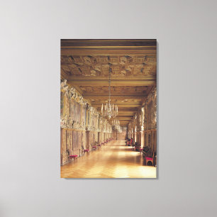 Sehen Sie hinunter das Länge der Galerie von Leinwanddruck