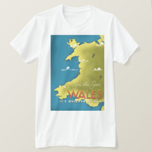 Sehen Sie sich das Reiseplakat Sun Wales an. T-Shirt