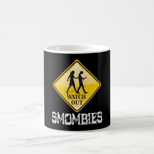 Sehen Sie sich die Smombies an Kaffeetasse (Mittel)