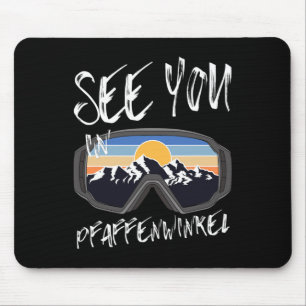Sehen Sie sich in Pfaffenwinkel Wanderurlaub Ski G Mousepad
