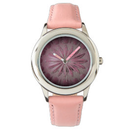 Sehen Sie sich Mädchen bei ART UND DESIGN an Armbanduhr