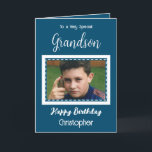 Sehr besondere Grandson Foto Ozeanblau Geburtstag Karte<br><div class="desc">Für einen ganz besonderen Enkel. Herzlichen Glückwunsch zum Geburtstag. Fügen Sie einen Namen und ein Foto hinzu. Blau und Weiß des Ozeans.</div>