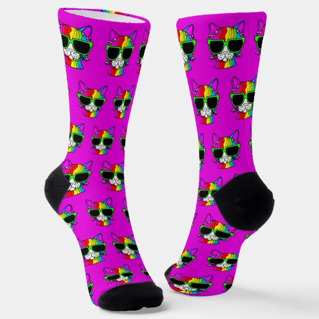 Sehr Cooles Rainbow Cat Pattern auf Hot Pink Socken (Gewinkelt)