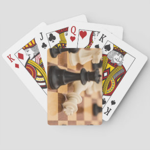 Sehr Cooles Schachbrett mit Stücken Spielkarten