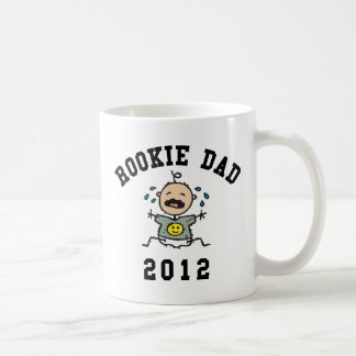 Sehr lustige neue T - Shirts des Rookie-Vater-2012 Kaffeetasse