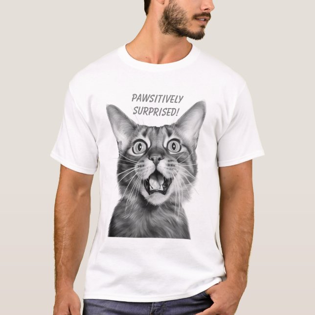 SEHR ÜBERRASCHT! Funny Crazy Cat T-Shirt (Vorderseite)