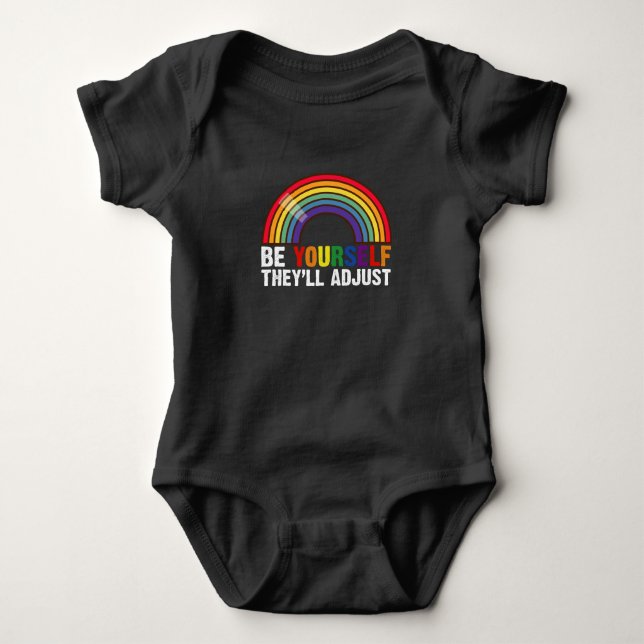 Sei du selbst, sie passen den LGBTQ-Rainbow-Gay Pr Baby Strampler (Vorderseite)