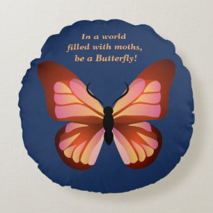 Sei ein Schmetterling, rosa, schwarz grafisch Rundes Kissen