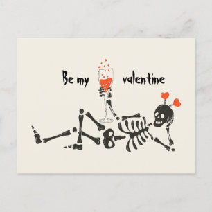 Sei mein Valentinskelett Wein trinken Rotes Herz Postkarte