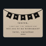 Sei meine Bridesmaid-Karte | Rustikale Kraft Heart Einladung<br><div class="desc">Frag deinen besten Mädels, mit diesen schönen Karten zu stehen. Einzigartige abgerundete Kraftkarten zeichnen sich durch eine besonders scharfe Abbildung oben und eine schwarze Schreibmaschinenschrift aus. Jedes Textfeld ist anpassbar - Fügen Sie den Namen Ihrer Brautjungfrau, Ihren Namen und Ihr Hochzeitstermin hinzu. Der Standardtext lautet: "Ich kann nicht sagen, dass...</div>