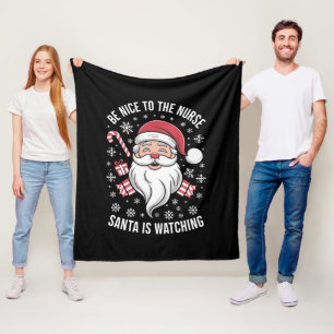 Sei nett zu der Krankenschwester, der Weihnachtsma Fleecedecke