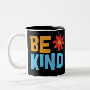Sei nettes T-Shirt, Freundlichkeit Shirt, positive Zweifarbige Tasse