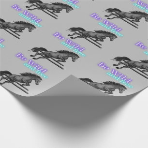 Sei wild und frei beim Springen Geschenkpapier