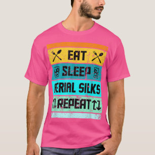 Seidenraupen Trapeze Acro Yoga für Männer Frauen K T-Shirt