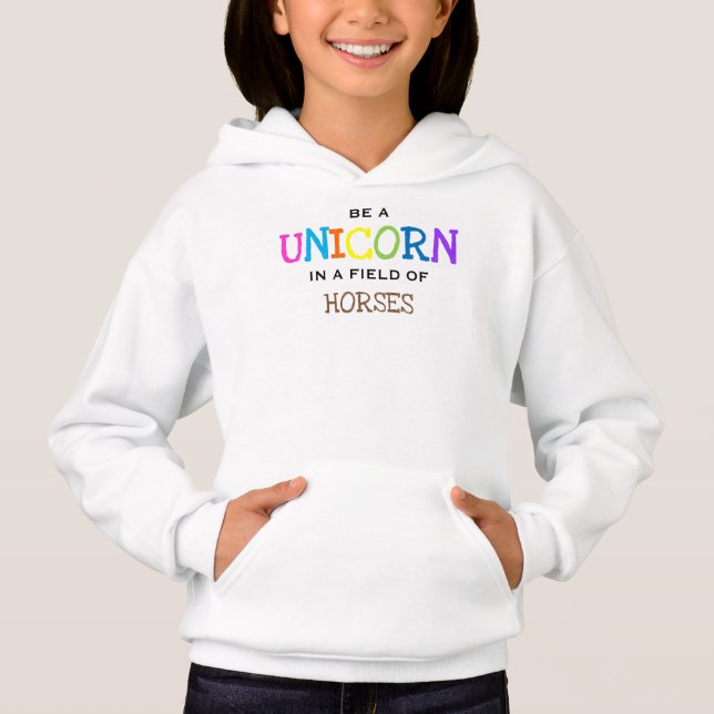 SEIEN SIE EIN EINHORN AUF EINEM GEBIET DER PFERDE HOODIE (Vorderseite)