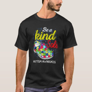 Seien Sie ein freundlicher, einsamer Autismus Bewu T-Shirt