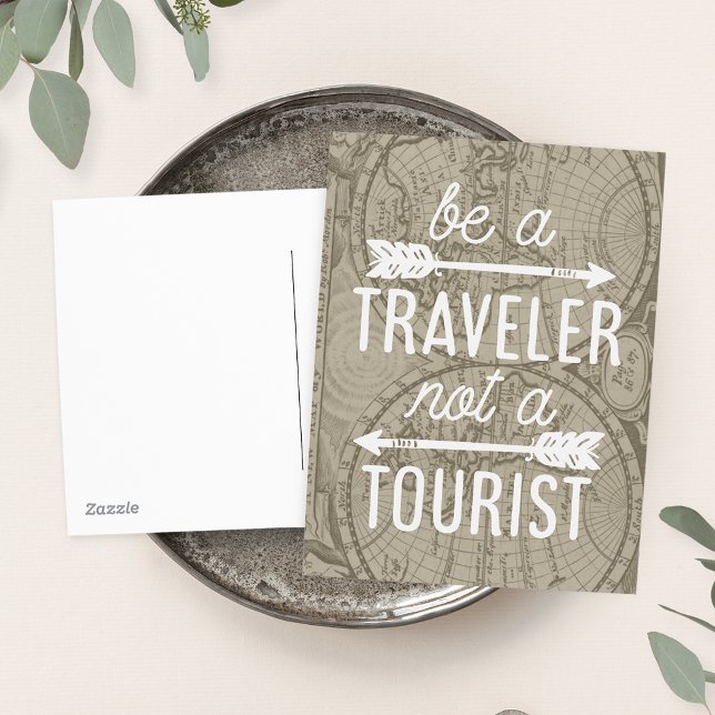 Seien Sie ein Reisender, kein Touristenkartenziffe Postkarte (Von Creator hochgeladen)