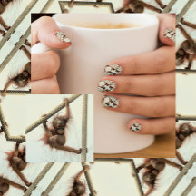 Seien Sie ein Swinger - Baby Orangutan Minx Nail W