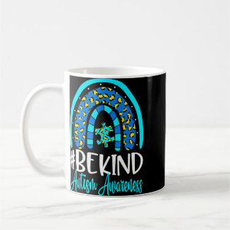 Seien Sie freundlich Autismus Bewusstsein Frauen M Kaffeetasse