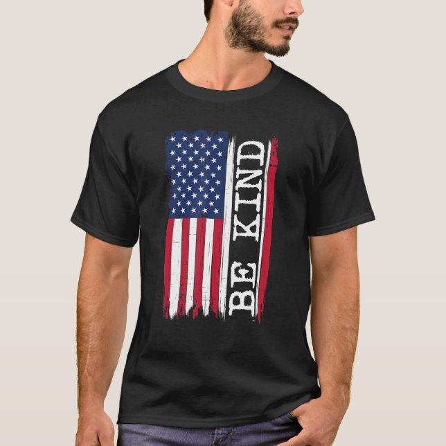 Seien Sie freundlicher amerikanischer Flaggenstaat T-Shirt (Vorderseite)