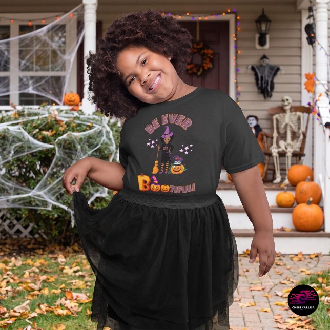 Seien Sie immer bootisch Halloween T-Shirt (Wicked cute and ready for the candy run. 🎃🧹)
