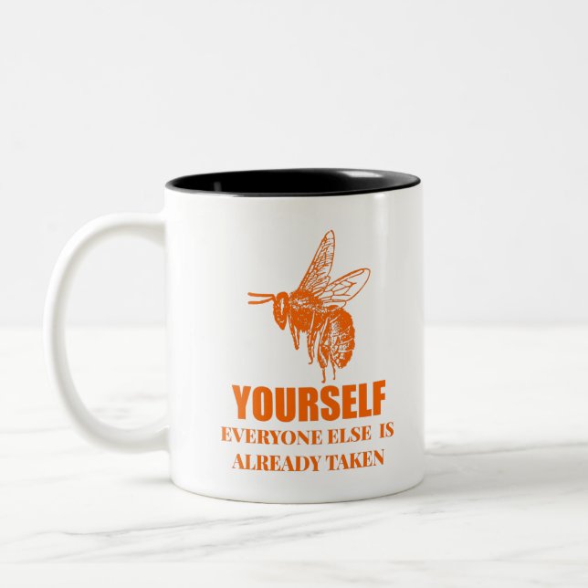 Seien Sie selbst Zweifarbige Tasse (Links)