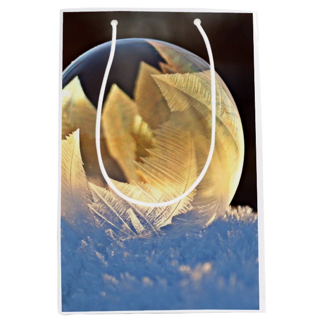Seifenblase auf Schnee Mittlere Geschenktüte (Vorderseite)