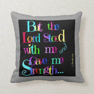 Seigneur de coussin d'écriture sainte tenu avec