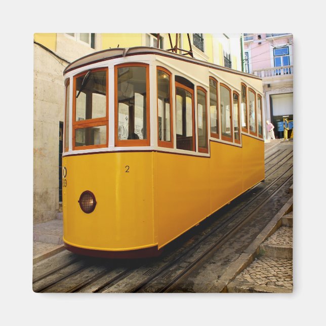 Seilbahn Kanal, Lisbon, Portugal, Magnet (Vorne)