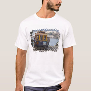 Seilbahn rumpelt die Hyde Street in San T-Shirt