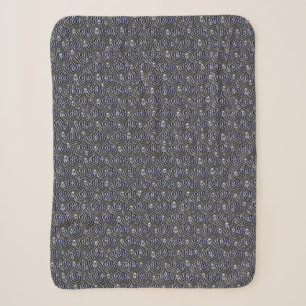 Seile auf blaugrauem Metal Sherpadecke