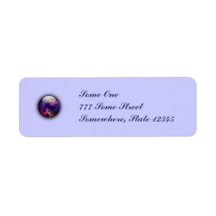 Seine hellen Materialien adressieren Labels