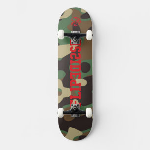 Seite für die echte Skateboarder-Camouflage gedreh Skateboard