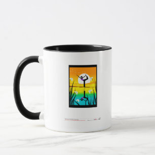Seitenprofil eines übenden Yoga der Frau Tasse