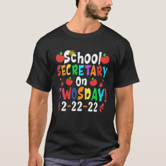 Sekretärin der Frauenschule an der 2./22./22. Schu T-Shirt