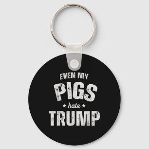 Selbst mein Schwein hasst Trump gegen Trump Men Ba Schlüsselanhänger