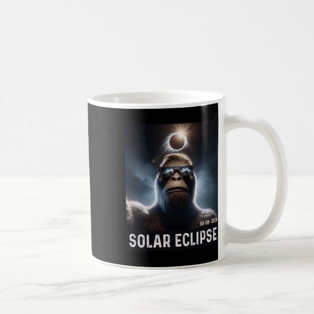 Selfie mit Solar 2024 Eclipse Brillen ich Kaffeetasse (Rechts)