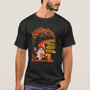 Selig, als Nonna Gnome Pumpkin Fall genannt zu wer T-Shirt