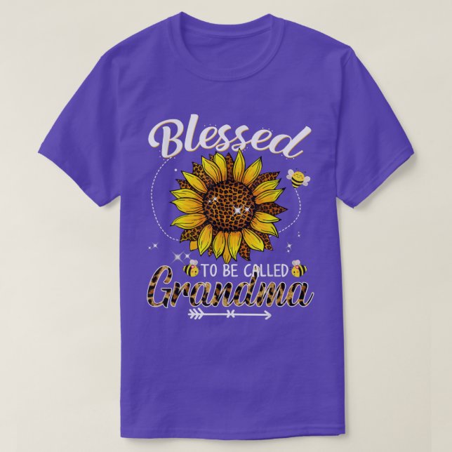 Selig, als Oma Funny Leopard Sunflow bezeichnet zu T-Shirt (Design vorne)