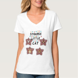 Seltame kleine Katze - Süße Katzen im Blumendesign T-Shirt