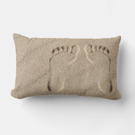 Seltene Fußabdrücke in Sand Lendenkissen