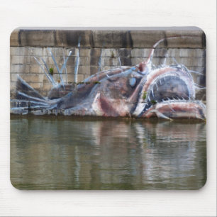 Seltsame Fantasie Anglerfish Graffiti Mousepad