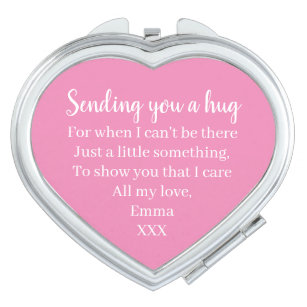 Senden Sie einen Hug- und Pink-Pocket-Hug Taschenspiegel