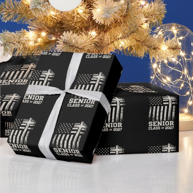 Senior Class Of 2027 USA Flag Cross Christian Grad Geschenkpapier (Feiertage)
