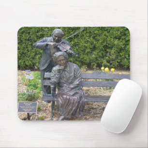 Senioren Couple Serenade Botanischer Garten Mousepad
