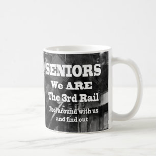 Senioren sind wir die dritte Eisenbahn Kaffeetasse