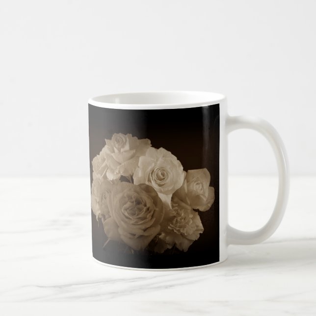 Sepia Rose Bouquet Kaffeetasse (Rechts)