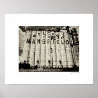 Sepia Willkommen in Mansfield Ohio Getreidesilos P Poster